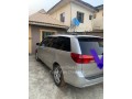 toyota-sienna-2005-model-small-1