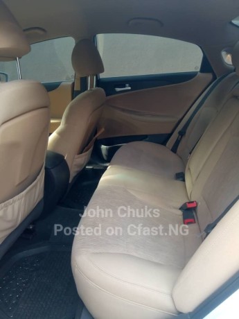 hyundai-sonata-2013-model-big-3