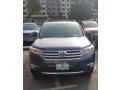 toyota-highlander-limited-2012-model-small-0