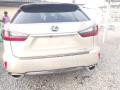 lexus-rx-350-2018-gold-small-1