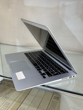 uk-used-apple-macbook-air-2015-core-i5-8gb500gb-big-2