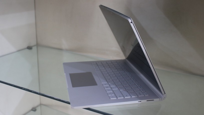 uk-used-microsoft-surface-book-3-10th-gen-core-i5-8gb256gb-big-0